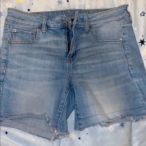American eagle shorts!